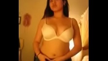 Pinay Webcam Tease