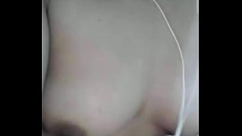 Filipina Slut Shows Off On Webcam