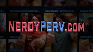 Brainy Geek Dupes Naive Amateur Into A Sloppy, Wet Tongue Session