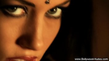 Sensual Mature Brunette Goddess