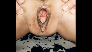 Slim And Seductive Wandering Mature Woman