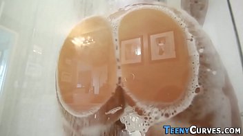 Amateur Slut Bounces Her Fat Juicy Bubble Butt