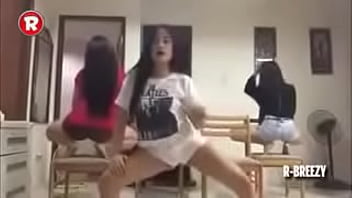 Filipina Slut Shaking Her Fat Ass And Juicy Pussy For The Camera