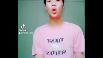 Filipina Raine’s Sultry And Seductive Allure