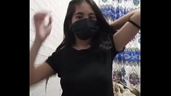 Filipina Teenager’s Private Solo Session