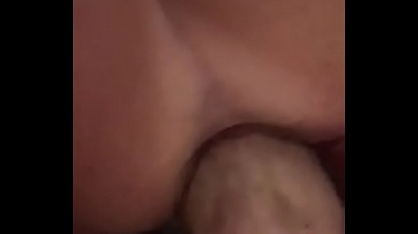 Mature Woman Gets Pounded By A Thick Amphibian